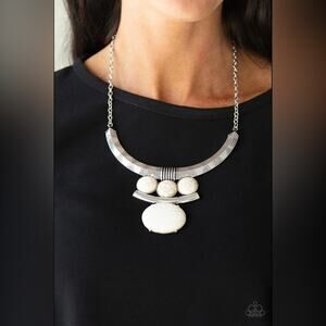 Paparazzi ♥ Commander In CHIEFETTE - White Necklace